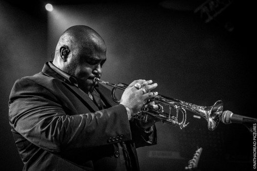 Alexander Abreu y Havana D'Primera<br/>©Nathadread Pictures / Nathanaël Mergui.